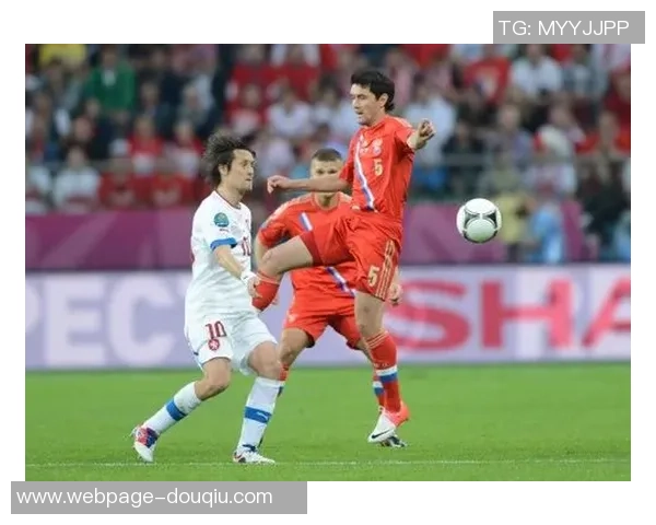 2016年捷克与俄罗斯足球对决回顾与精彩瞬间分析 2016年捷克与俄罗斯足球对决回顾与精彩瞬间分析